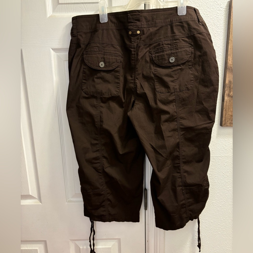 Dress Barn Brown Cargo Capris - Picture 3 of 5